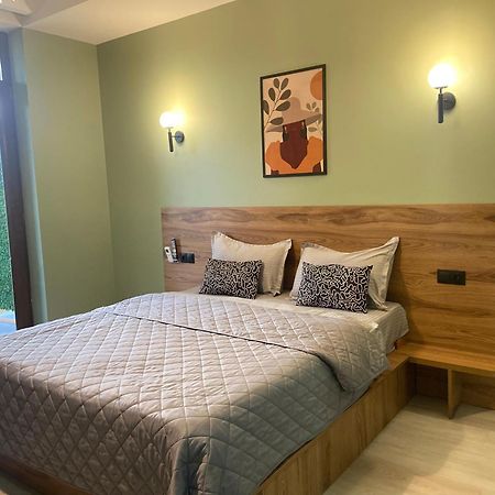 Hotel Graf T Tbilisi ภายนอก รูปภาพ