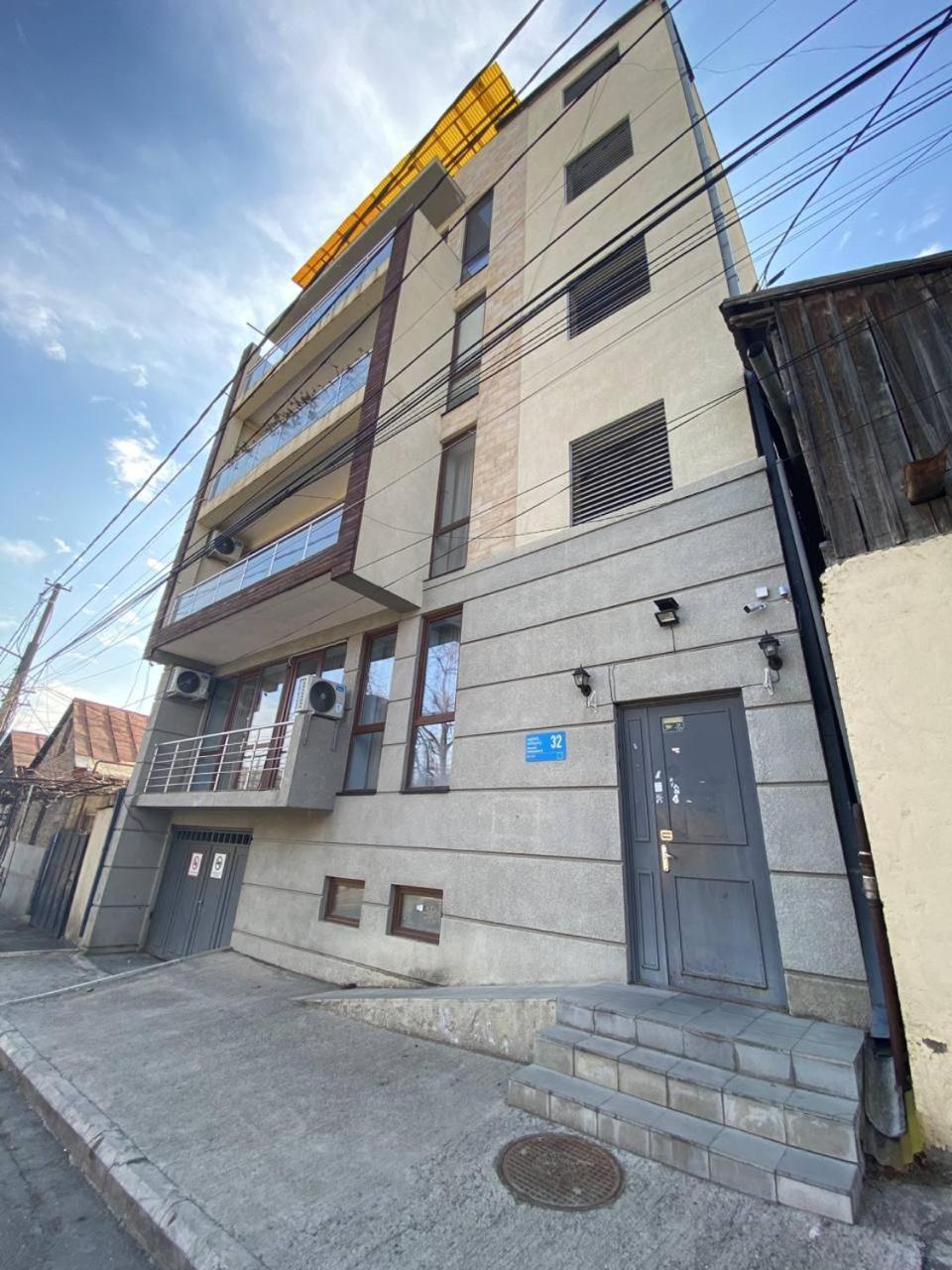 Hotel Graf T Tbilisi ภายนอก รูปภาพ